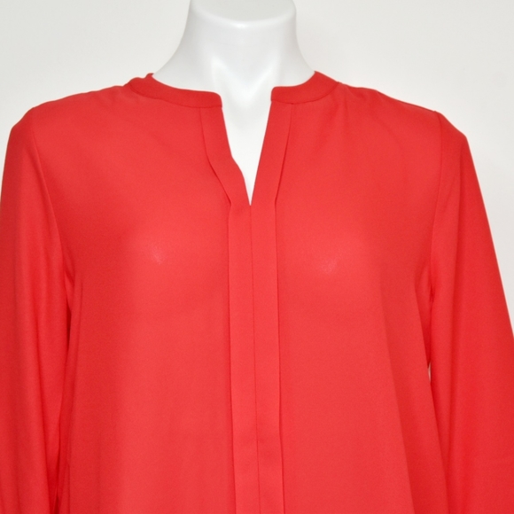 Dana Buchman Women V-Neck  Red Blouse Size M - Picture 2 of 9